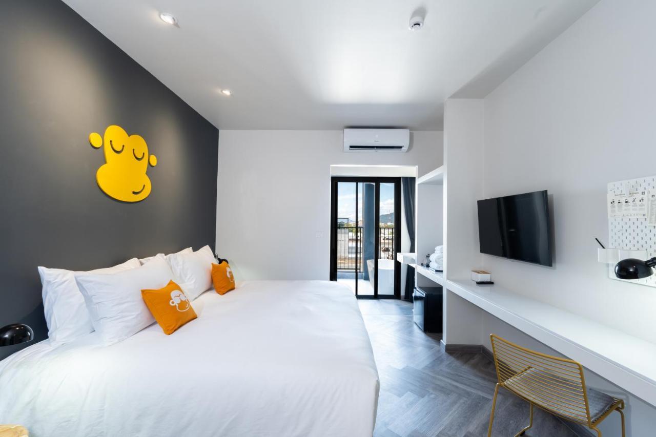 Hotel Blu Monkey Hub And Town